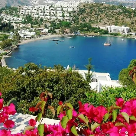 Gizli Cennet Kuecuekbuek'Te Deniz Ve Doga Manzarali Bodrum